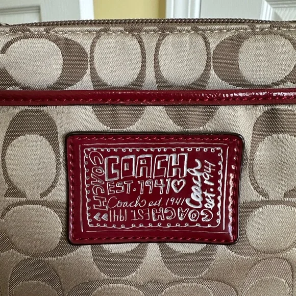 #6. Coach Daisy Sateen Signature Khaki & Red Crossbody Bag, Excellent Condition - Picture 4 of 15